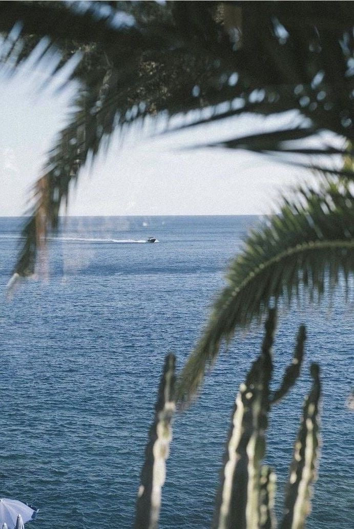 Tangier Blue capsule